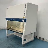 Esco Class II Labculture Biosafety Cabinet image 1